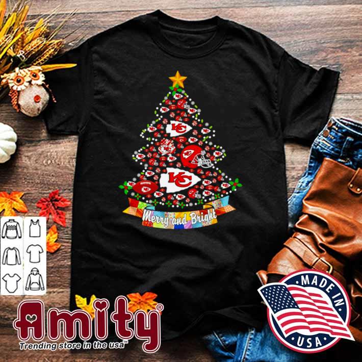 Kansas City Chiefs Christmas tree Merry and Bright shirt