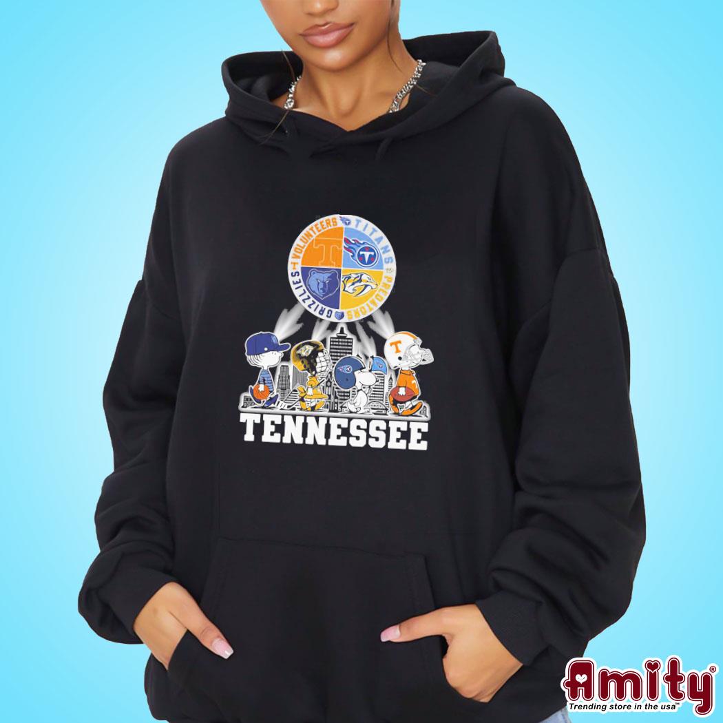 Official Tennessee Volunteers Titans Grizzlies Predators Snoopy Peanuts t-s hoodie